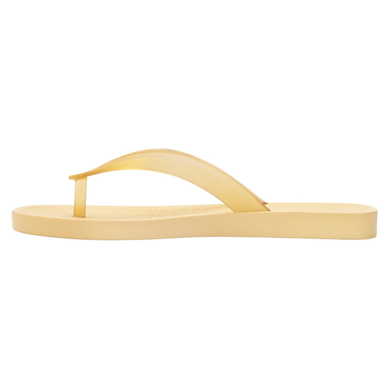 Chinelo Melissa Sun Long Beach 33528