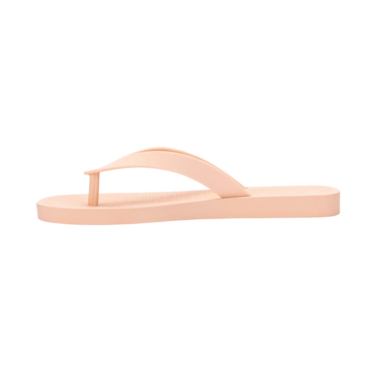 Chinelo Melissa Sun Long Beach